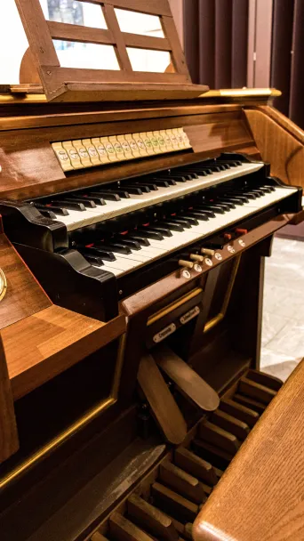 Spieltisch der Chororgel kath. Kirche Richterswil